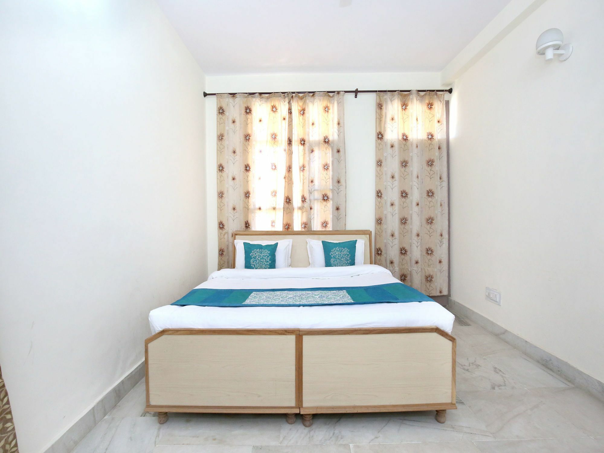 Elegant 3Bhk Abode In Shoghi, Shimla Appartement Buitenkant foto