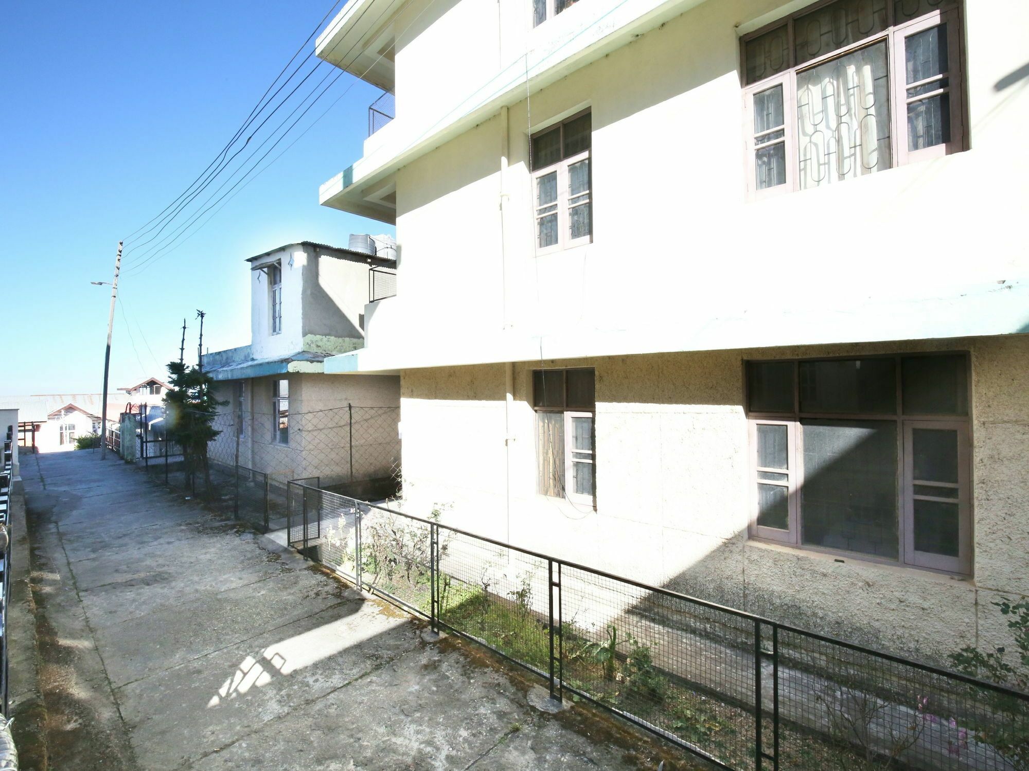 Elegant 3Bhk Abode In Shoghi, Shimla Appartement Buitenkant foto